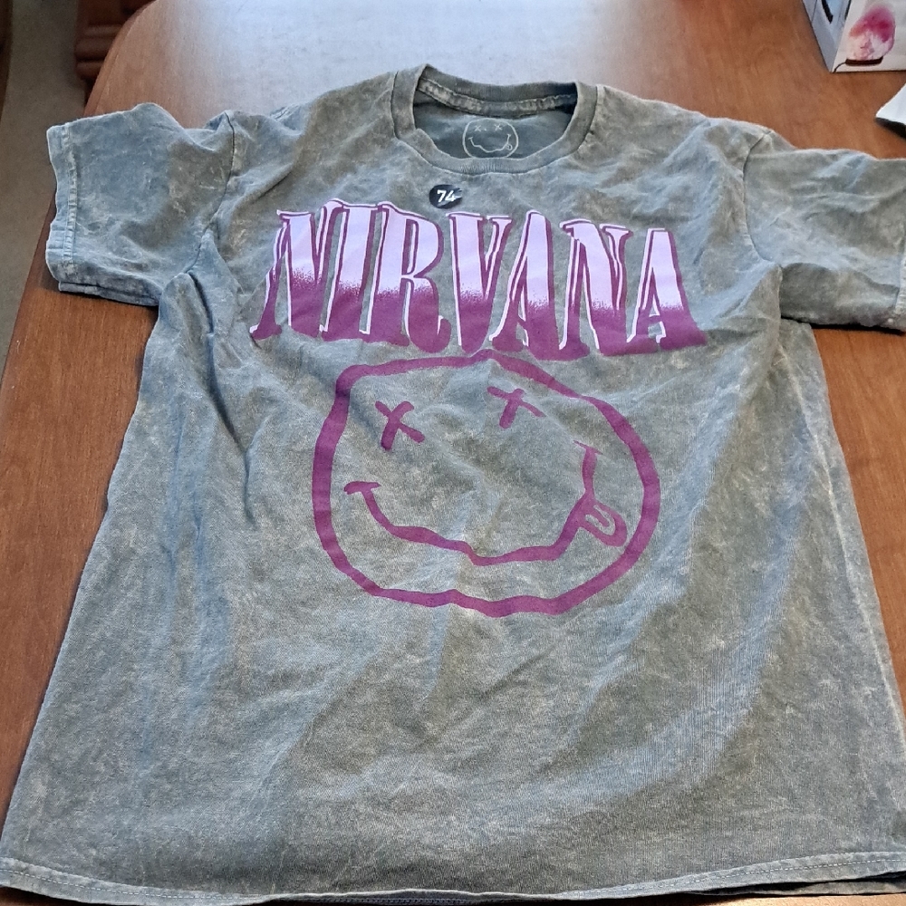 NIRVANA Kids T-Shirt in Gray with Purple Graphic New No Tag